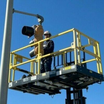 Morrow named employee of the month for outstanding work at navigation locks