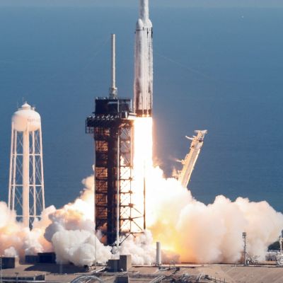 SpaceX will be a better $1 trln bet than Tesla