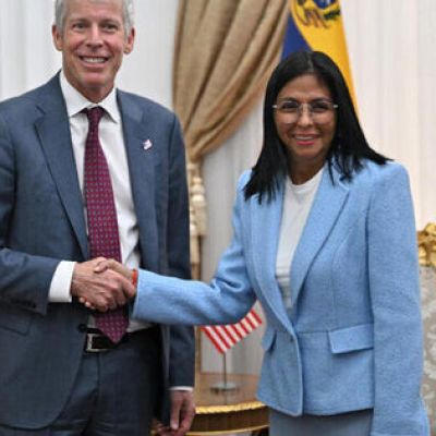 US vows to drive dramatic increase in Venezuelan oil output