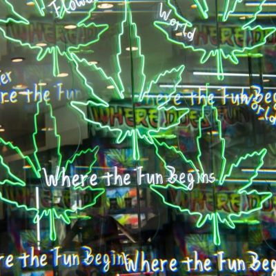 New York’s road to rational legal weed sales grows ever more dazed…