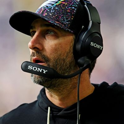 Eagles narrowly avoid disaster after bizarre 4th down AJ Brown deep shot