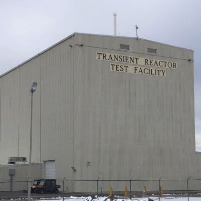 Senator Warns That US, a Regulatory ‘Dinosaur,’ Losing Edge in Nuclear Innovation