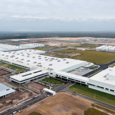 Employment in U.S. swing states is growing thanks to a clean energy boom. Supporters worry it won’t last past the election