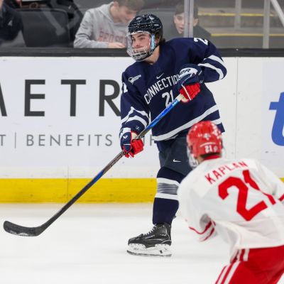 UConn defeats BU, advances to Hockey East title game