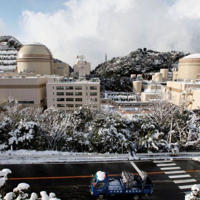 Japan utilities Kansai, Chubu post record Q1 profits on lower fuel costs