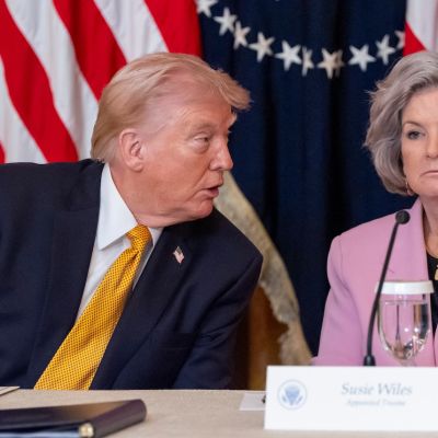 World leader reportedly tricked into messaging impersonator of top Trump official