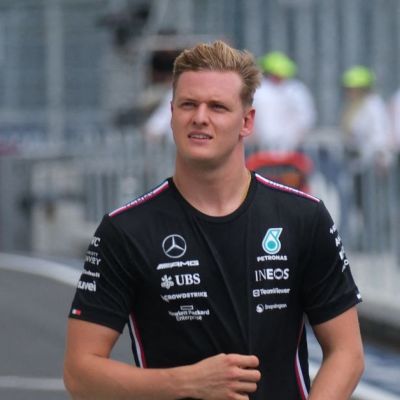 Schumacher should be in a race car not a simulator, says Wolff