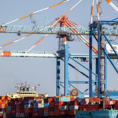 European growth to hold up but at an increasing fiscal cost, IMF says