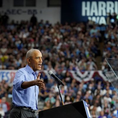 Obama gives blistering critique of Trump as he campaigns for Harris in critical Pennsylvania - The Boston Globe