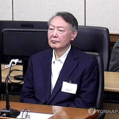 Yoon’s lawyers blast court for being politically charged in sentencing ex-president | Yonhap News Agency