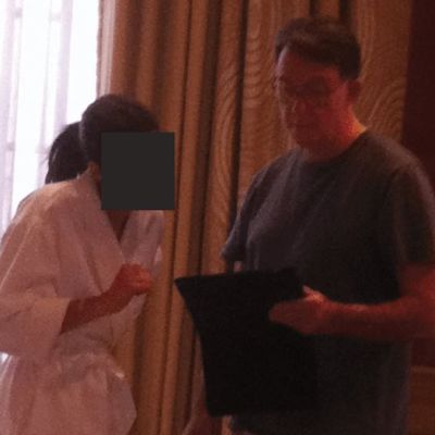 Shocking Revelation: Peter Mandelson Caught in Scandalous Photo at Epstein’s Residence – Internewscast Journal