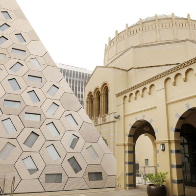 Protest at synagogue in Koreatown ends in arrests, hate accusations