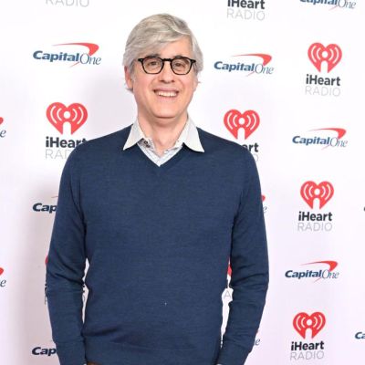 Mo Rocca out with new book on ‘Late in Life Debuts’ featuring stars…
