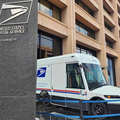 Republicans aim to reverse federal support for EVs in Postal Service plans – Internewscast Journal