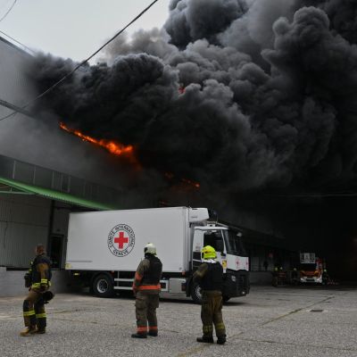 Ukrainian drones kill 2 in Russia as Moscow hits main port hub in Black Sea – WTOP News