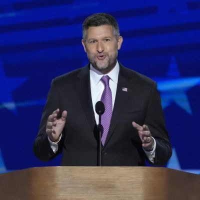 Vulnerable Democrat put leadership 'on notice' as party tries to recalibrate - Washington Examiner