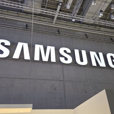 Korean government considers drastic measures to avoid Samsung strike
