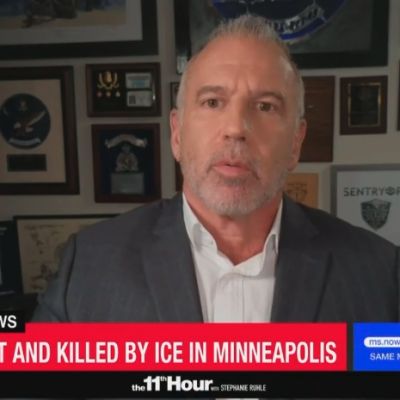 Former FBI Supervisor Says ICE Agents’ Missteps Likely Led to Fatal Minnesota Shooting
