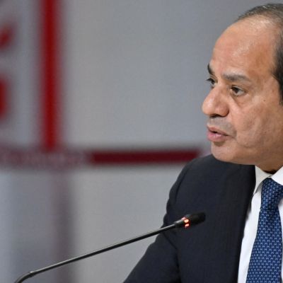 Regional challenges cost Egypt around $7 bln of Suez Canal revenues in 2024, Sisi says