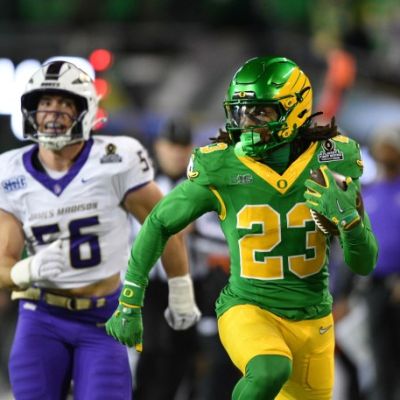 Oregon dominates underdog James Madison early in CFP playoff victory