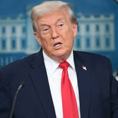 BREAKING: Supreme Court Strikes Down Tariffs Core to Trump Economic Agenda