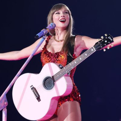 Taylor Swift The Life of a Showgirl Album Chart Success – News Directory 3