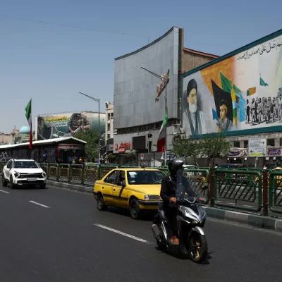 Trump says he does not need China's help to end Iran war, Tehran tightens grip on Hormuz - The Sen Times