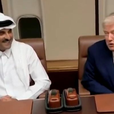 Trump meets Qatar Emir on Air Force 1 during stopover; gets Gaza troop assurance
