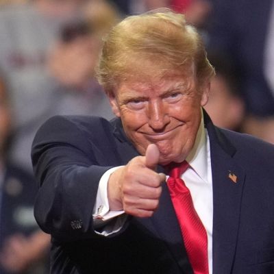 Trump says Putin 'wants to make a deal more than Zelenskyy' as Ukraine accuses Russia of violating energy ceasefire