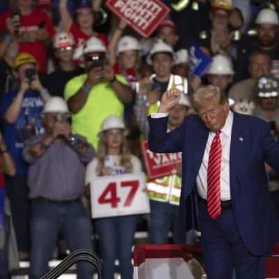 Trump drifts further from GOP orthodoxy in bid to beat Harris – Washington Examiner