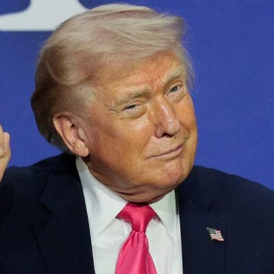 Oil Prices Tumble as Hormuz Reopens: Trump's Reaction - Internewscast Journal