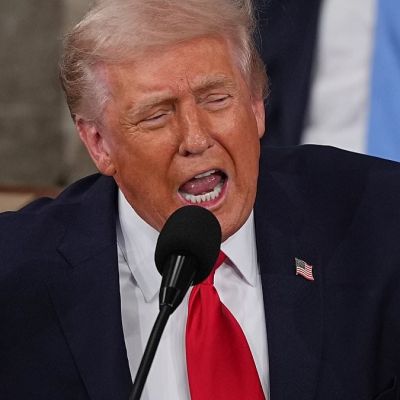 Trump’s Intense 108-Minute State of the Union Address Captivates Nation – Internewscast Journal