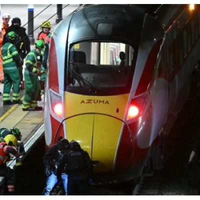 Police Probe Mass Train Stabbing That Injured 10 In UK