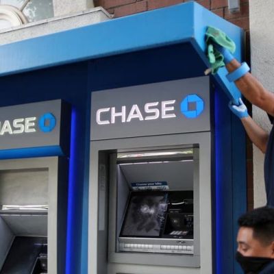 JPMorgan Warns Customers: Prepare to Pay for Checking Accounts