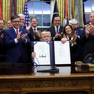 Trump signs bill to end US govt shutdown, blames Democrats for flight delays, no paychecks