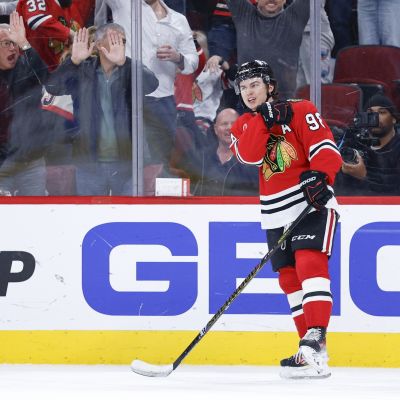 Bodies Wasted on the Shores: Blackhawks 5, Flames 2