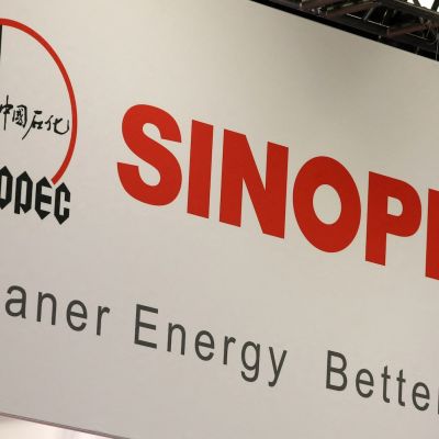 Sinopec resumes Russian oil purchase after short pause amid sanctions risks, sources say