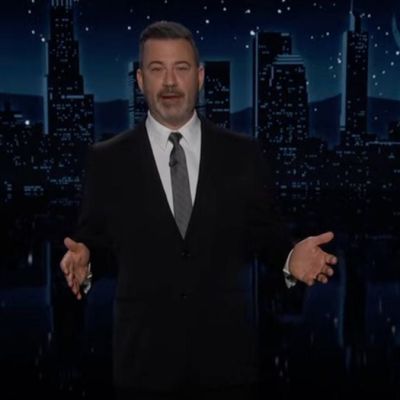 Jimmy Kimmel Vows to Keep Calling Out Trump’s ‘Loathsome’ Behavior In Honor of Rob Reiner: ‘He’d Want Us to’ | Video