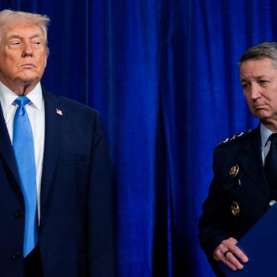 U.S. Military’s ‘Discombobulator’ Neutralizes Maduro’s Weapons