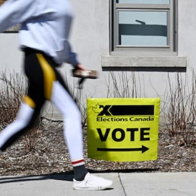 Liberals make significant gains over Bloc in Quebec race