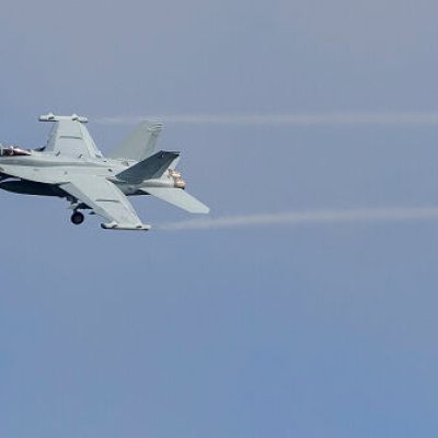 Shocking Mid-Air Collision: U.S. Navy Jets Clash at Idaho Air Show [Watch Now] – Internewscast Journal