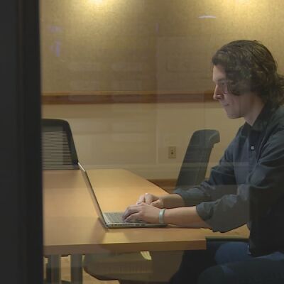 UW-Stevens Point student creates AI tool to combat misinformation and bias in news articles