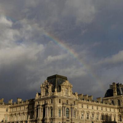 Water leak in Louvre damages hundreds of documents
