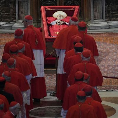 Pope Francis lying in state for 3 days ahead of funeral at the Vatican