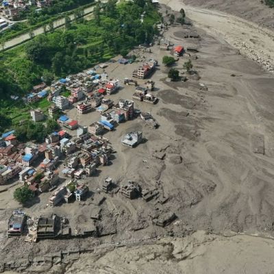 At least 165 dead, more than 1,300 missing after Nepal floods