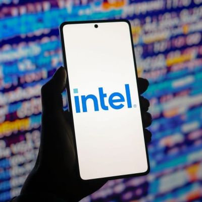 Intel is having a meme-stock moment. 4 retail investors explain why they’re betting on the chipmaker.