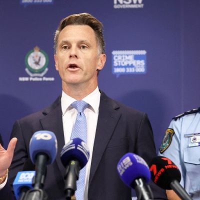 Police: Bondi Beach shooting suspects had bombs, ISIS flags and recently traveled to Philippines