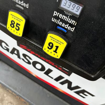 Gasoline prices expected to fall as oil hovers near $60 per barrel