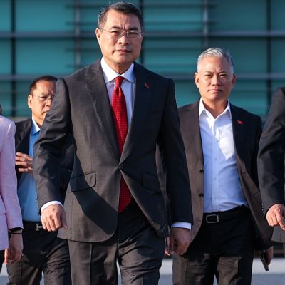 Prime Minister Le Minh Hung leaves for 18th BRICS Summit in India