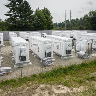 Vermont Electric and Green Mountain Power launch new large-scale battery in North Troy – VTDigger